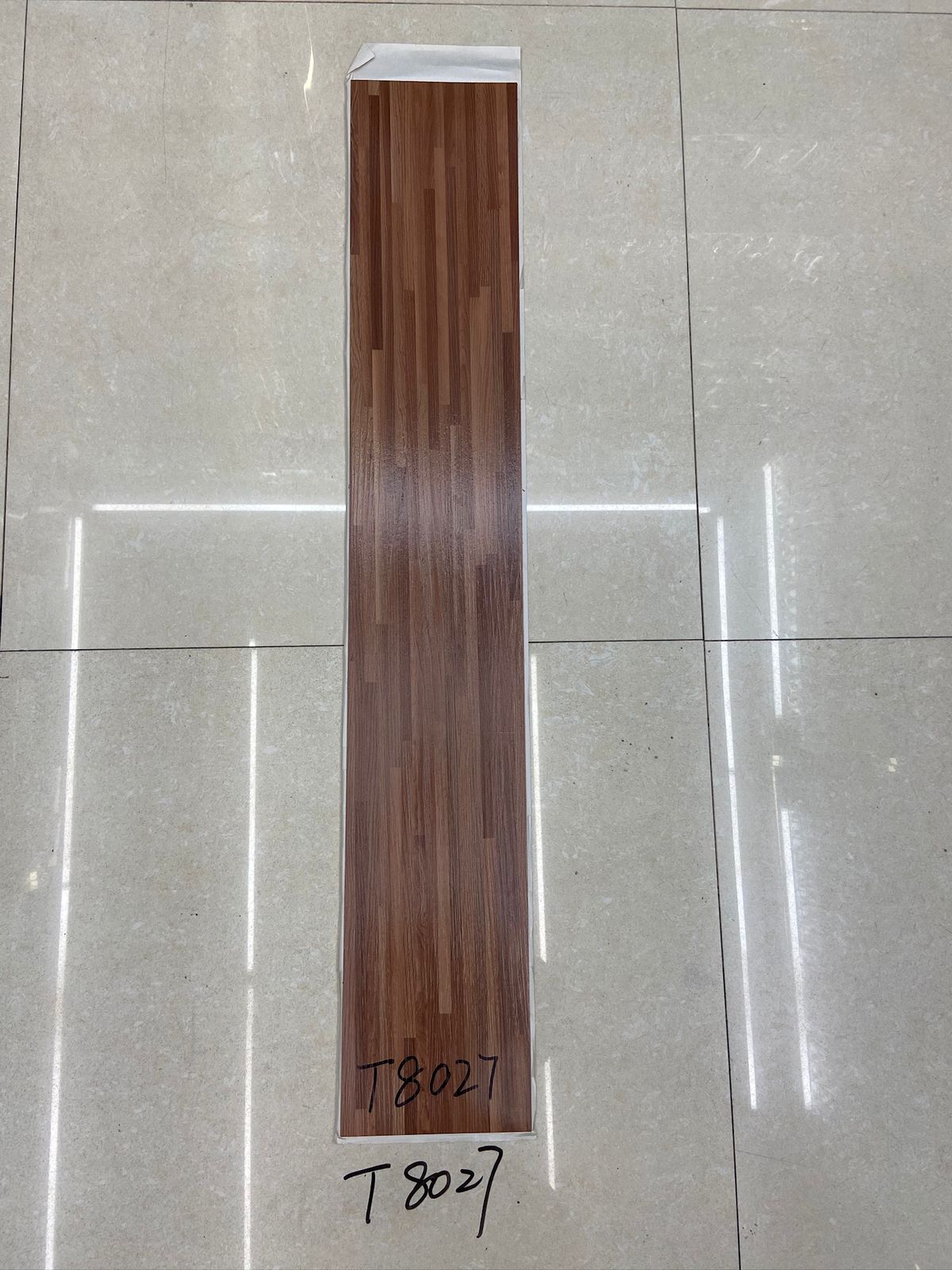 Piso Vinilico Autoadhesivo 5m2 Caja 36 Piezas Antideslizante