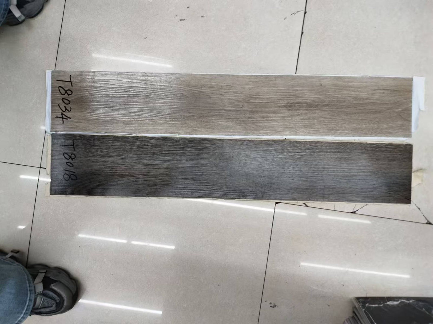 Piso Vinilico Autoadhesivo 5m2 Caja 36 Piezas Antideslizante
