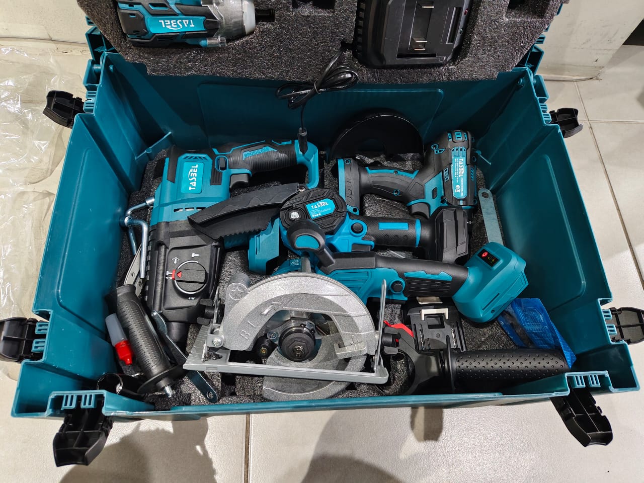 KIT DE 6 HERRAMIENTAS