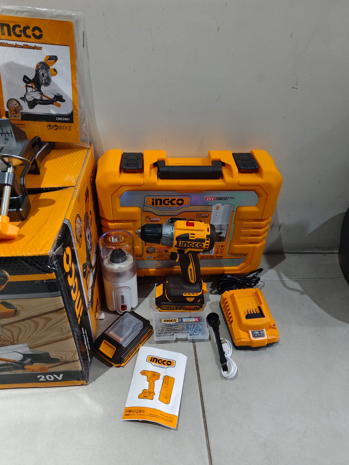 Kit de 3 herramientas Ingletadora de 20 voltios, taladro inalámbrico y mini molino de café